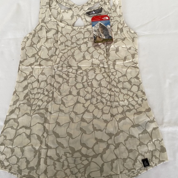 NWT The North Face Breezeback Tank - XS - Picture 2 of 6